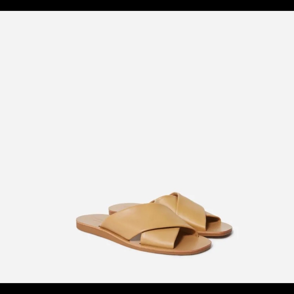 The Day Crossover Sandal in Light Taupe
